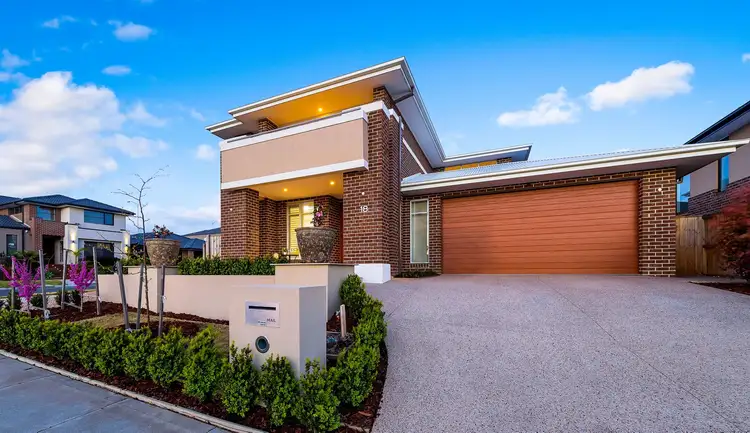 18 Ellaroo Circuit