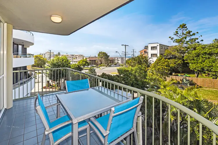 3/5 Arthur Street, Kings Beach QLD 4551