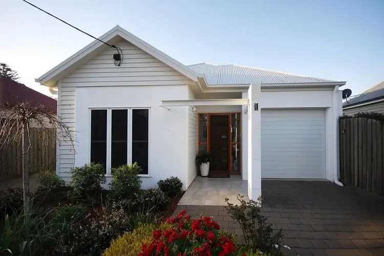 1/19 Wallace street, Newtown QLD 4350