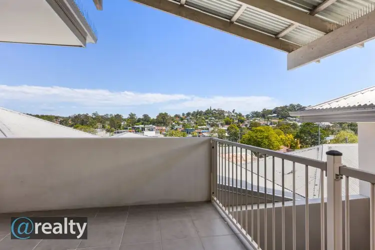 15/9 View Street, Holland Park QLD 4121