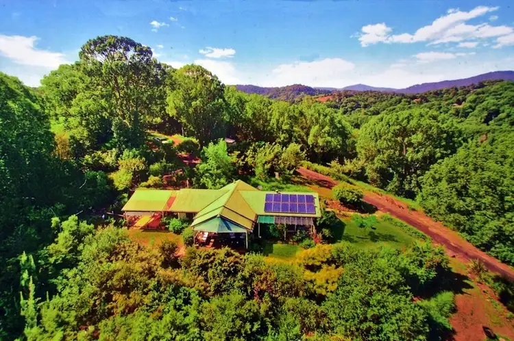42 Meadow Place, Uki NSW 2484