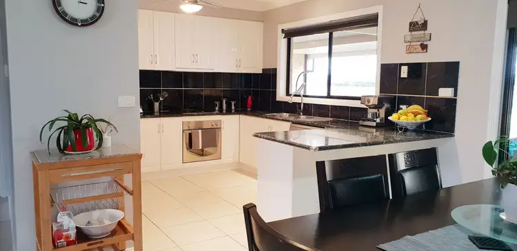 125 Canal Rd, Merungle Hill NSW 2705