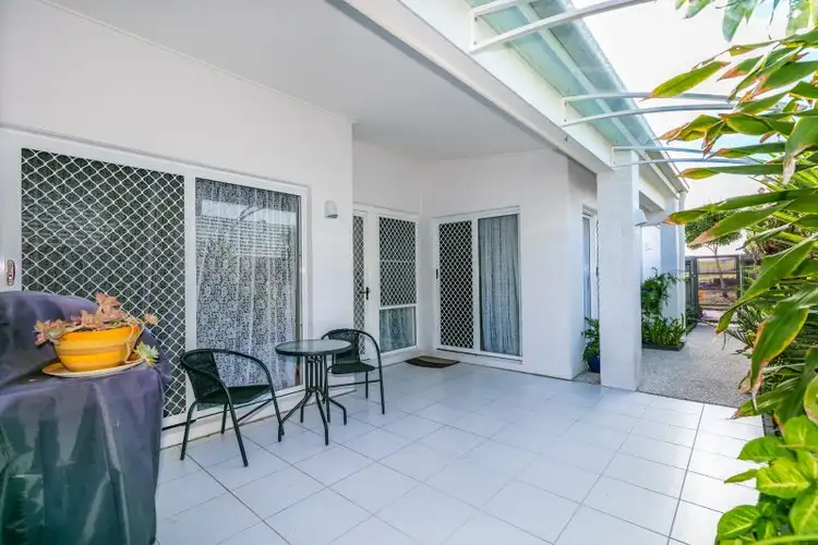 Main view of Homely semi-detached listing, 2/64 Castile Crescent, Edens Landing QLD 4207