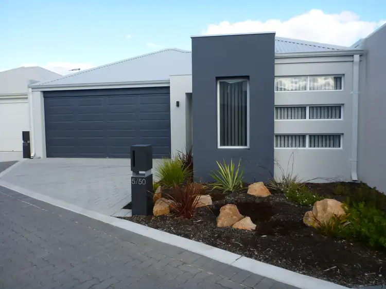 5/50 Middle Parkway, Canning Vale WA 6155