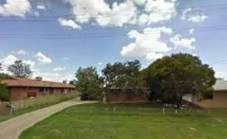 80 Jones St, Moree NSW 2400