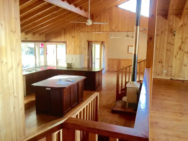 140 Asher Rd, Paulls Valley WA 6076