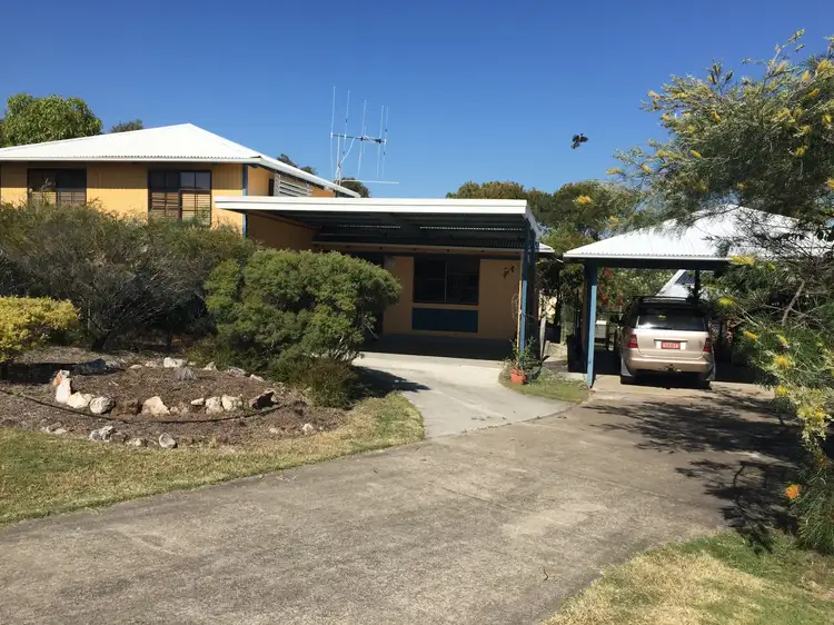 8 Bombala Crescent, Rainbow Beach QLD 4581