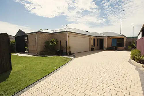 14B Downsborough Ave, Kewdale WA 6105