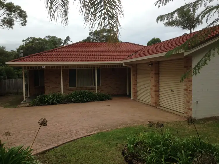 32 Jasmine Dr, Bomaderry NSW 2541