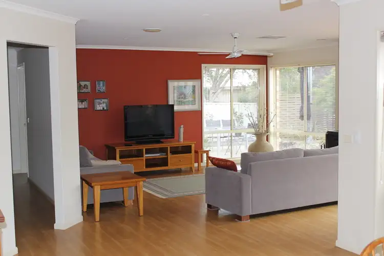 Sixth view of Homely house listing, 6 Dava Court, Kangaroo Flat VIC 3555