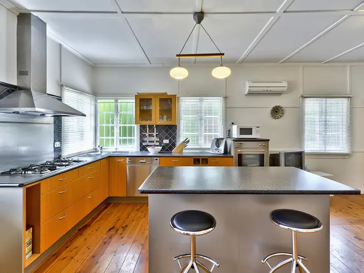 Sixth view of Homely house listing, 106 Erica St, Cannon Hill QLD 4170