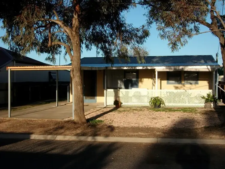 3 Harriet st, Wallaroo SA 5556