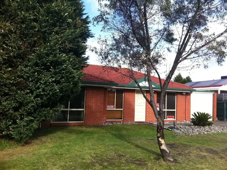 22 Eclipse Court, Hampton Park VIC 3976