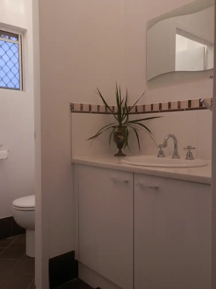 Second view of Homely house listing, 4 GARLAND CL, Kanimbla QLD 4870