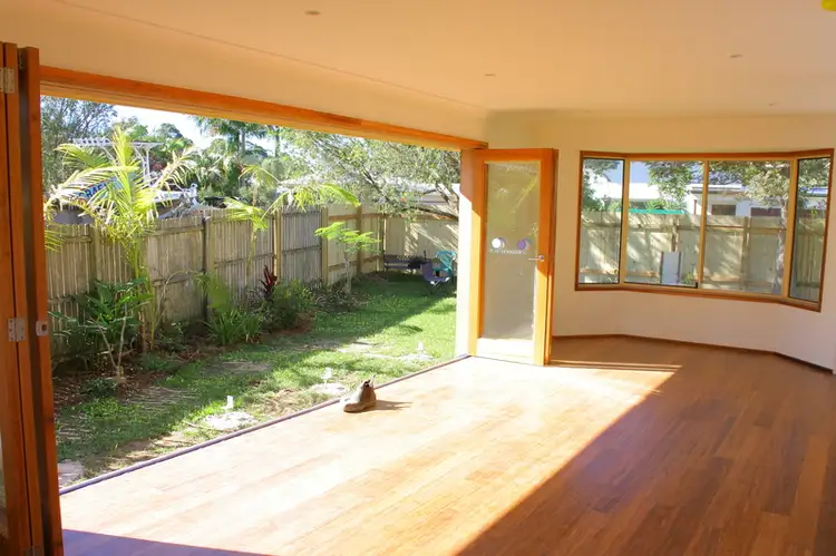 4A Boondoon Crs, Ocean Shores NSW 2483