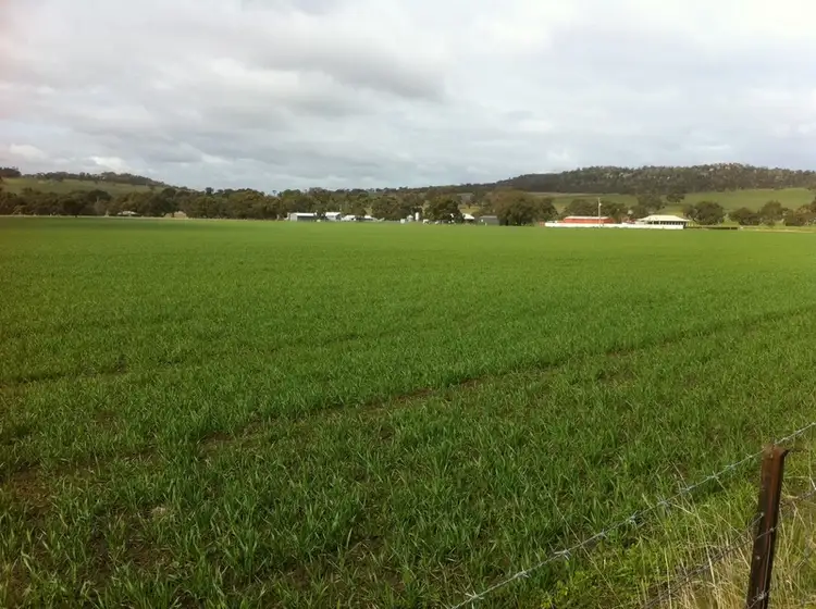 350 staughton vale rd, Staughton Vale VIC 3221