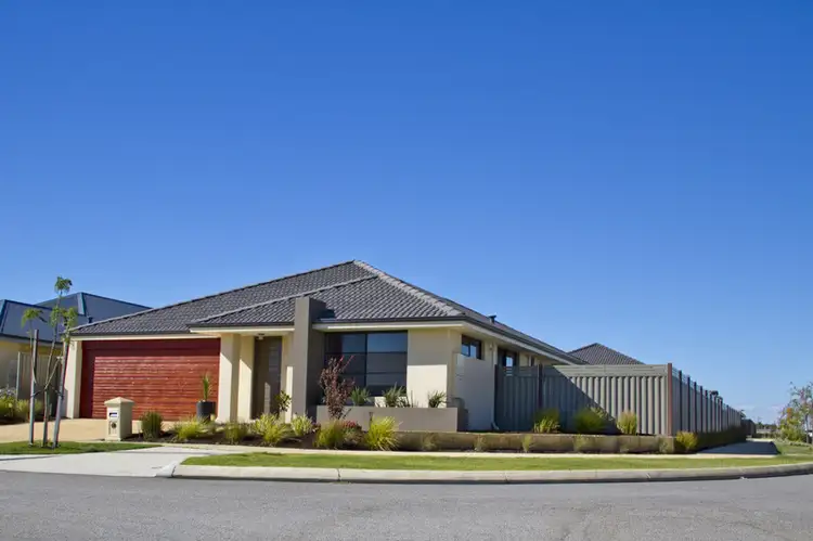 18 Guerin Avenue, Piara Waters WA 6112