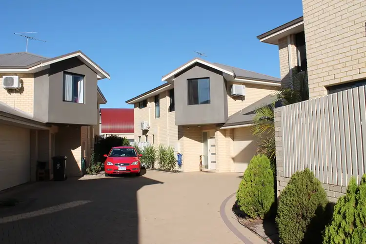 34b Newhaven Way, Nollamara WA 6061