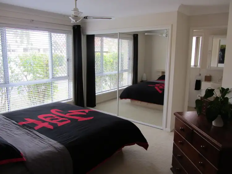 Fifth view of Homely house listing, 8 Dylan Street, Arundel QLD 4214