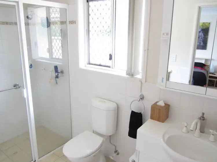 Sixth view of Homely house listing, 8 Dylan Street, Arundel QLD 4214