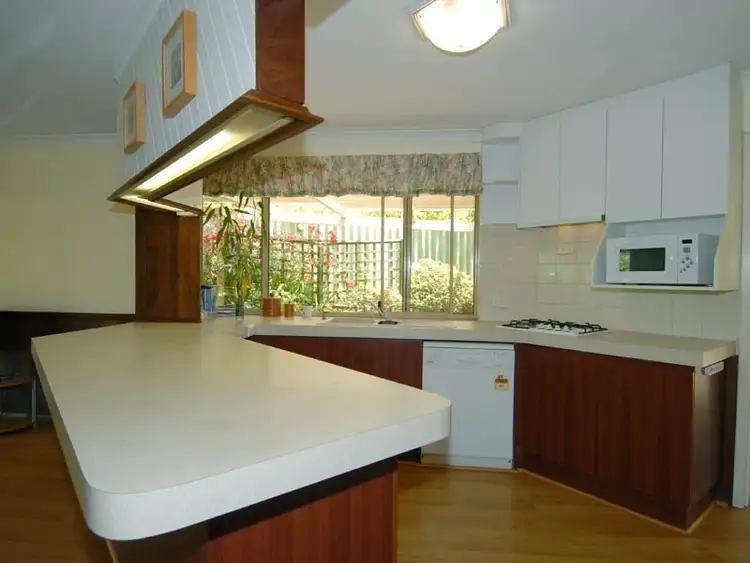 42 Urbahns Crescent, Bateman WA 6150