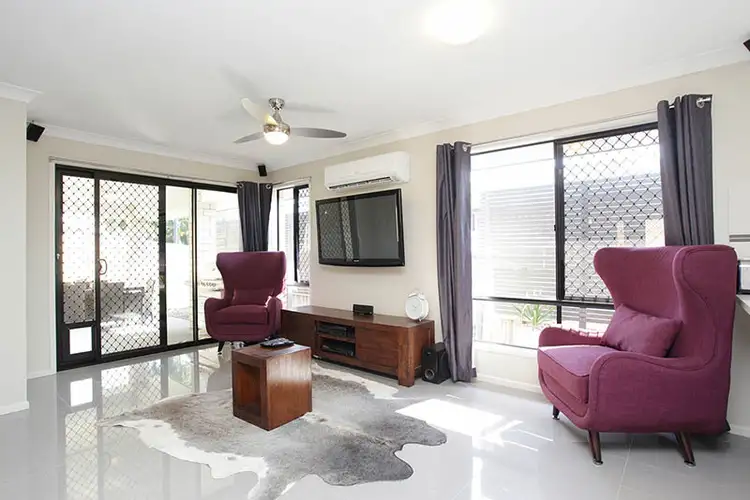 16 Doughboy Pde, Hemmant QLD 4174
