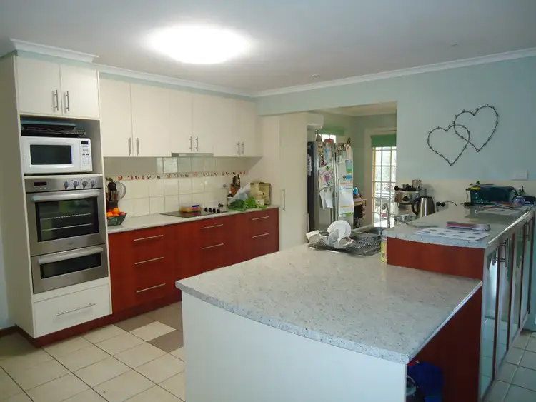 Sixth view of Homely house listing, 8 SHAKESPERE STREET, Heathcote VIC 3523