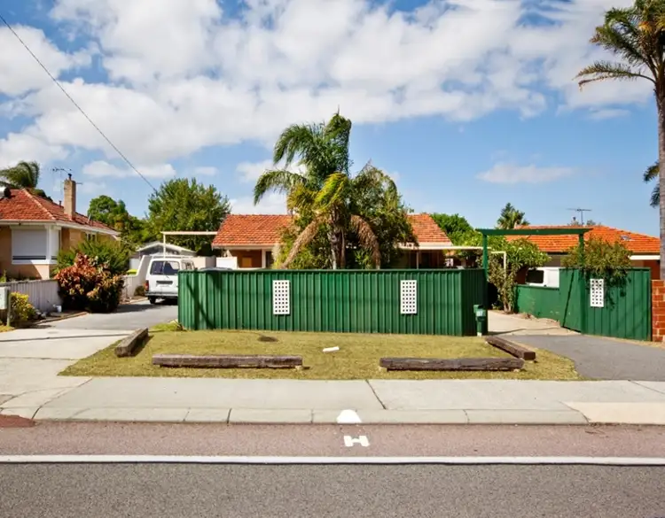 197 Winterfold Rd., Coolbellup WA 6163