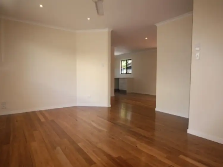 Fifth view of Homely house listing, 8 Elizabeth Avenue, Ocean Shores NSW 2483