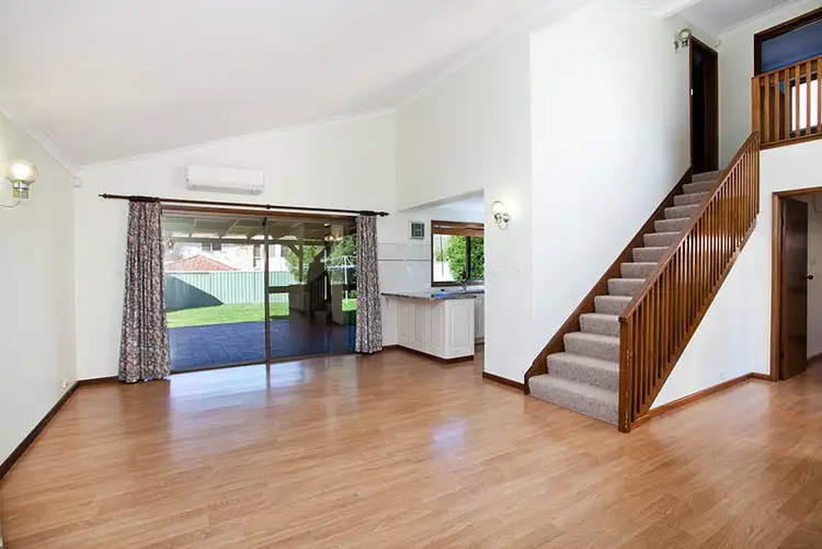Second view of Homely house listing, 5 Highview Drive, Farmborough Heights NSW 2526