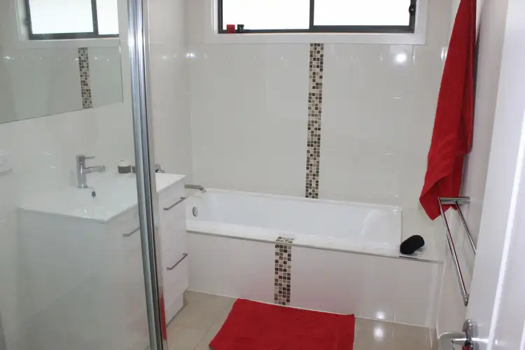 Third view of Homely house listing, 1/127 Albert Rd, Warragul VIC 3820