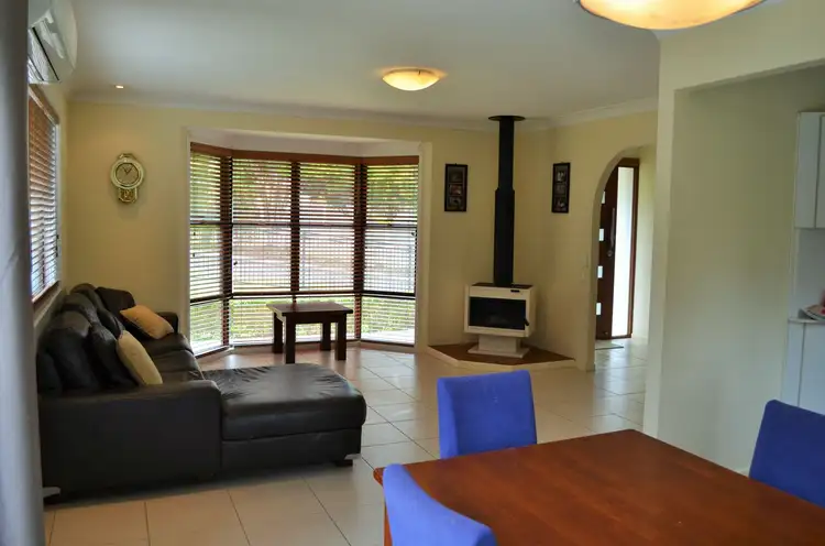 Second view of Homely house listing, 2 Fabray Place, Mcdowall QLD 4053