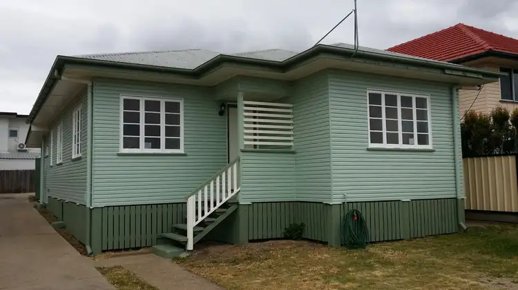 823 Old Cleveland Road, Carina QLD 4152