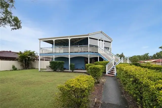 23 Greenways Esplanade, Parkinson QLD 4115