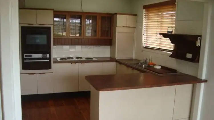 15 Skehan St, Centenary Heights QLD 4350