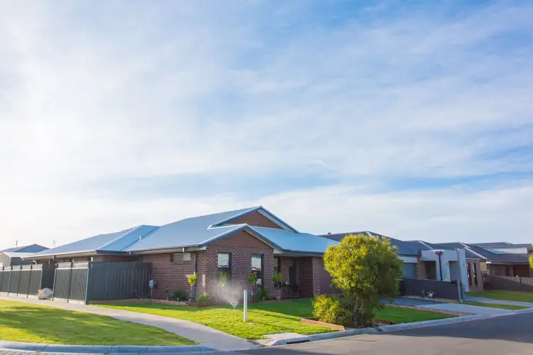 1 Stringybark Drive, Swan Hill VIC 3585