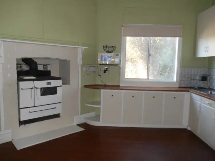 Fifth view of Homely house listing, 8 Sanders St, Rainbow VIC 3424