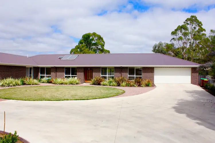84 Kent Road, Hamilton VIC 3300