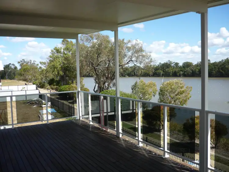 4 Cochrane Place, Kawana QLD 4701