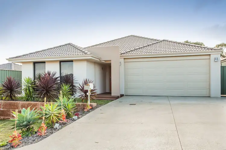 Second view of Homely house listing, 5 Zenith Turn, Baldivis WA 6171