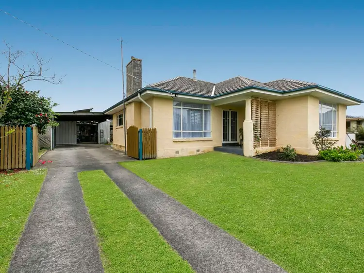 Main view of Homely house listing, 10 Princes Avenue, Trafalgar VIC 3824