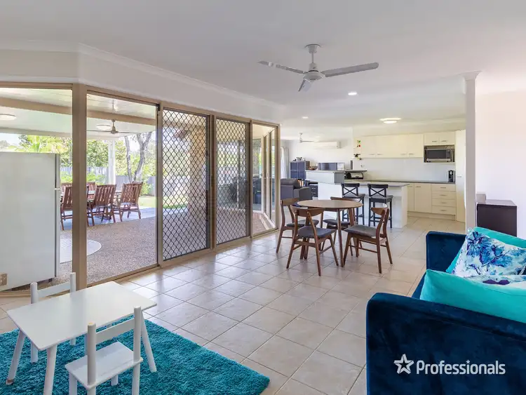 Third view of Homely house listing, 33 Hillenvale Avenue, Arana Hills QLD 4054