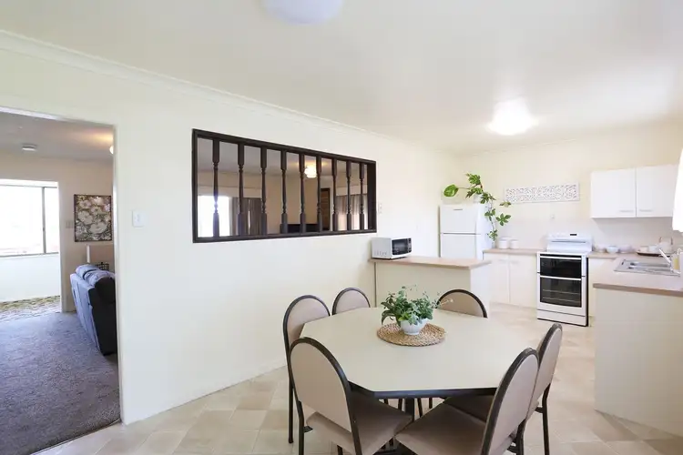 1 Alloa Street, Wynnum West QLD 4178