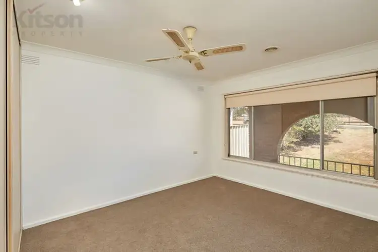 Seventh view of Homely house listing, 27 Leavenworth Drive, Mount Austin NSW 2650