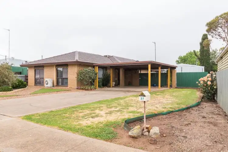 37 Rose Street, Horsham VIC 3400