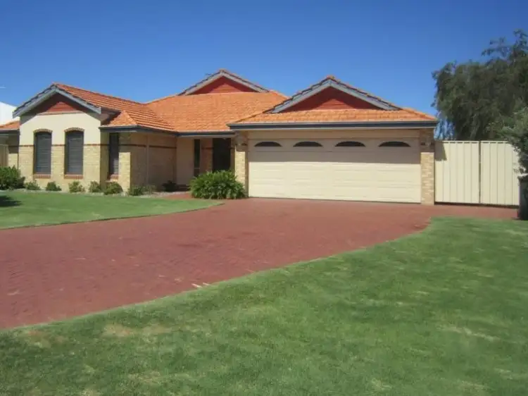 111 Kinross Drive, Kinross WA 6028