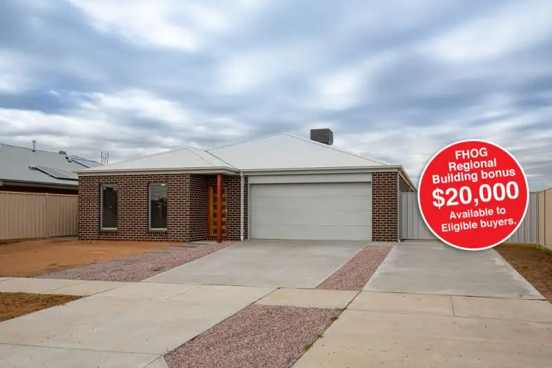 Main view of Homely house listing, 33 Hickson Street, Horsham VIC 3400