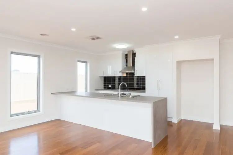 Third view of Homely house listing, 33 Hickson Street, Horsham VIC 3400