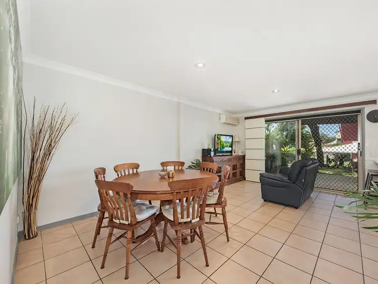 Sixth view of Homely townhouse listing, 7/19 Harrow Place, Arundel QLD 4214