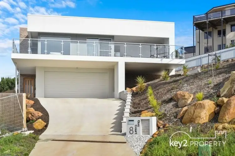 8 Que Court, Riverside TAS 7250